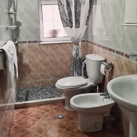 Apartamento Cozy & Authentic - 3min Walk To Center Tirana